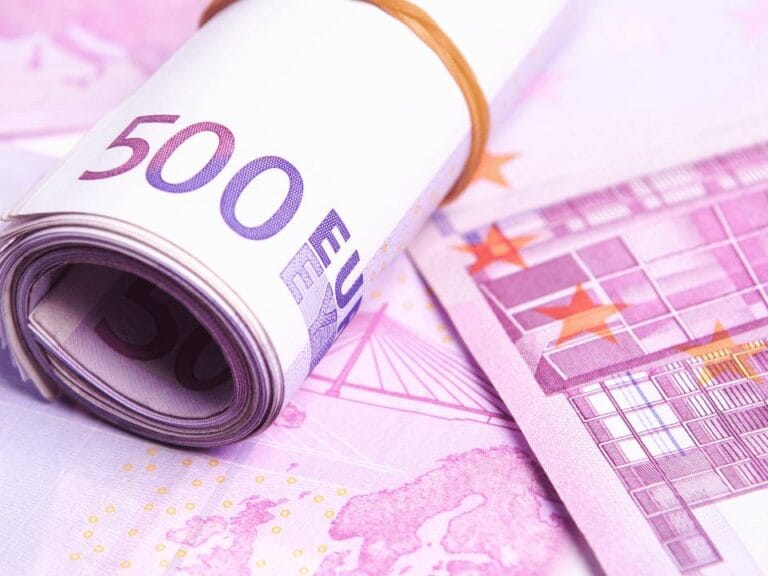 اليورو يسجل ارتفاعاً