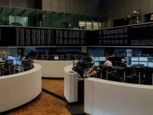 أسهم شركات السلع الفاخرة الأوروبية