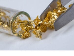 الذهب يقفز صعودًا