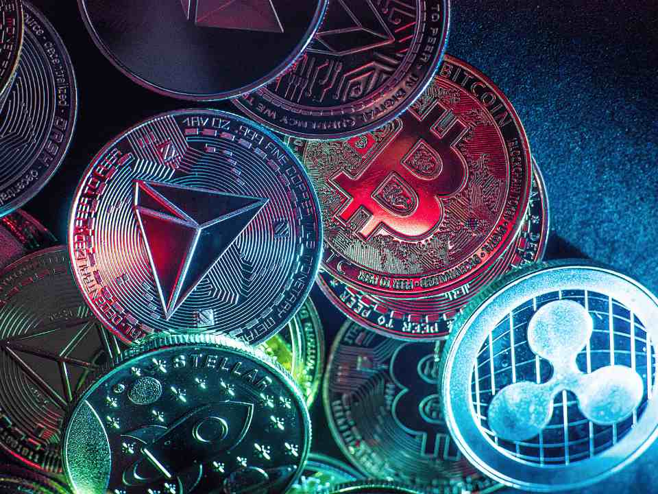 قيمة عملتي PEPE وBONK