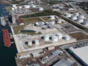 هبوط حاد في أسعار النفط