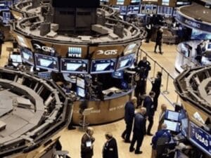 أحداث هامة تحكم السوق