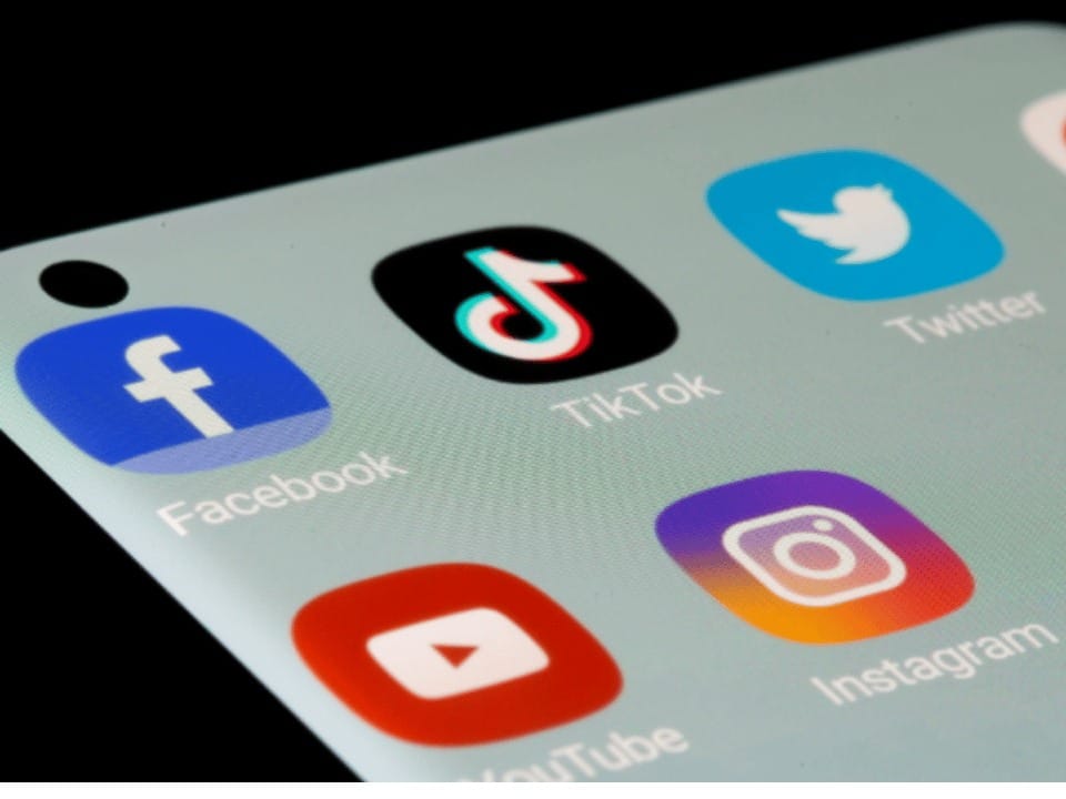 TikTok، YouTube، وInstagram