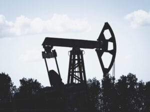 العقود الآجلة للنفط الخام