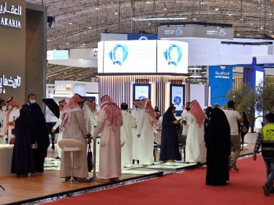 معرض ريستاتكس