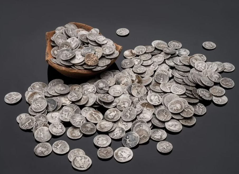 عملة معدنية رومانية