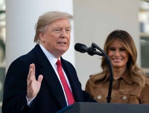 ترامب يعود إلى البيت الأبيض