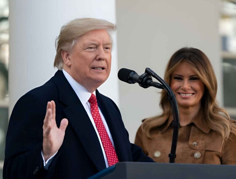 ترامب يعود إلى البيت الأبيض