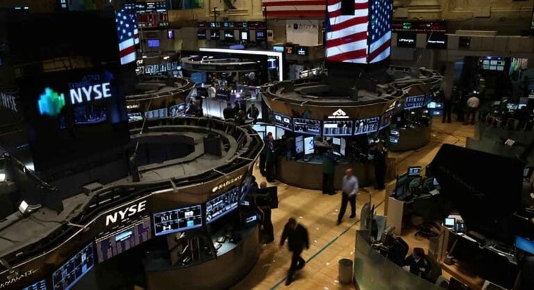 العقود الآجلة للأسهم الأوروبية واليورو