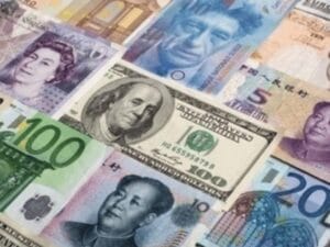 العملات الآسيوية والدولار الأمريكي