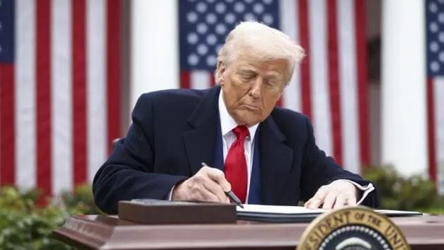 الإلكترونية