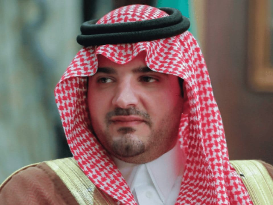 عبد العزيز بن سعود بن نايف